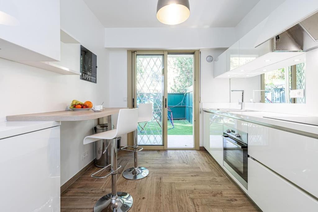Villefranche Sur Mer:Appartement-villa, Vue mer, jardin, parking. Esterno foto